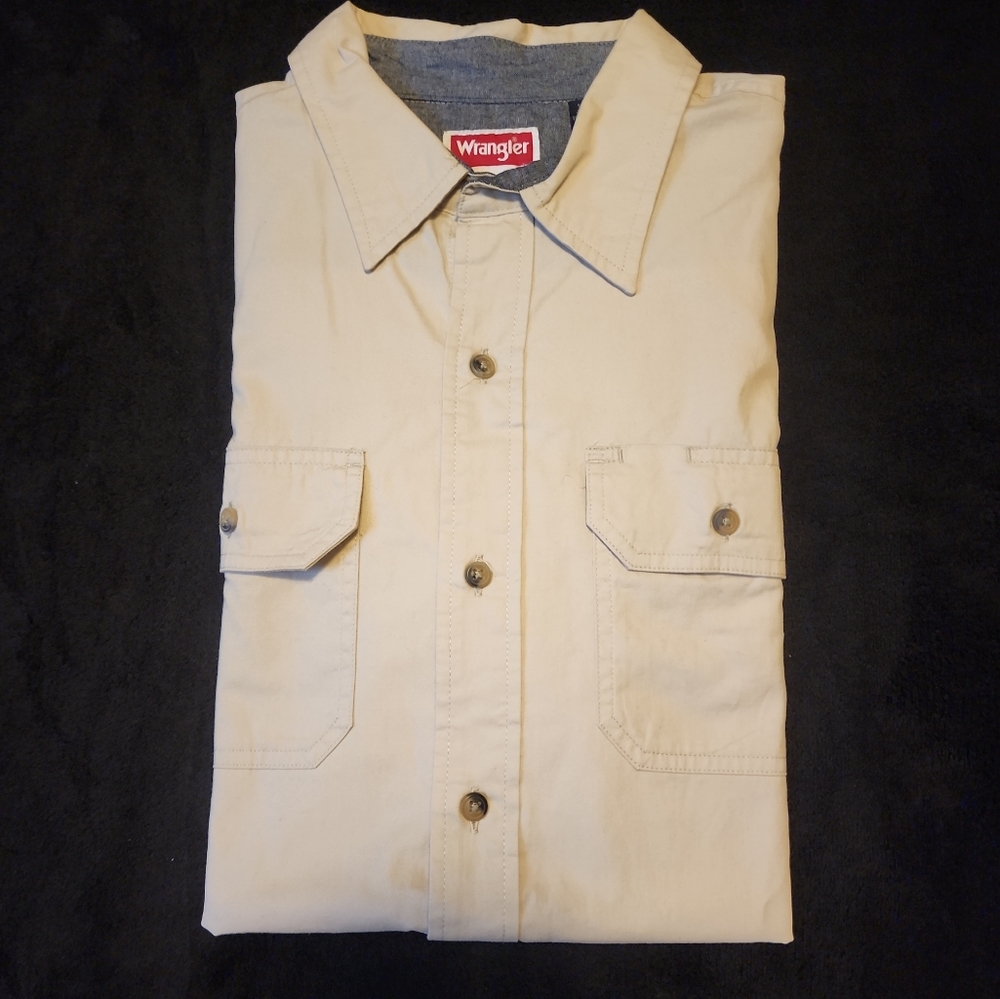 Wrangler Short Sleeve Button-Up Shirt